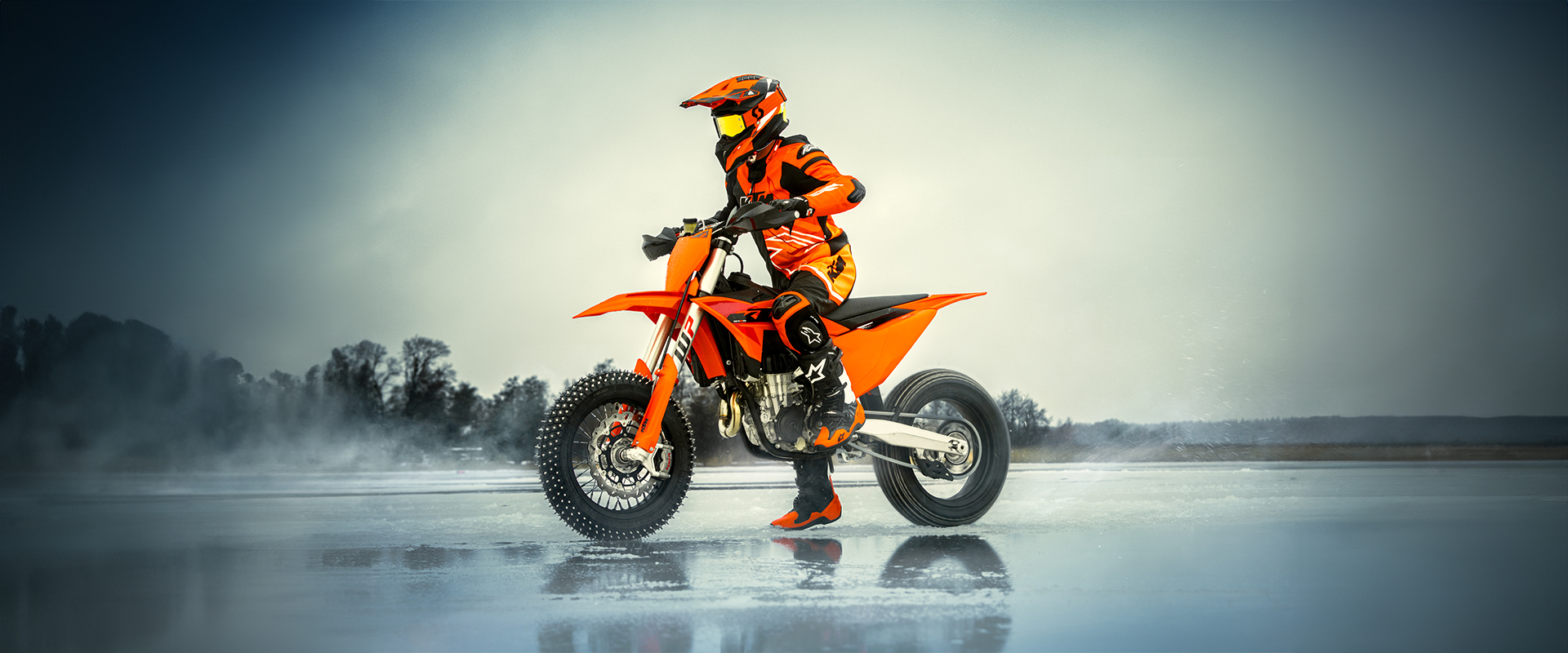 2025 KTM 450 SMR.png